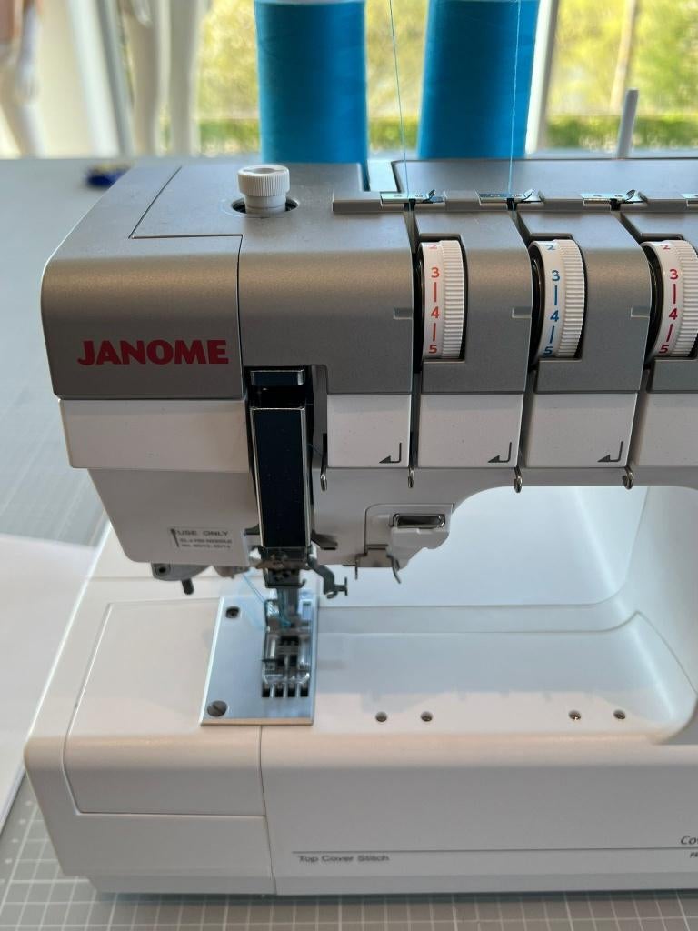 Serrure de protection professionnelle Janome CoverPro 3000, Enlèvement ou Envoi, Comme neuf, Surjeteuse, Janome