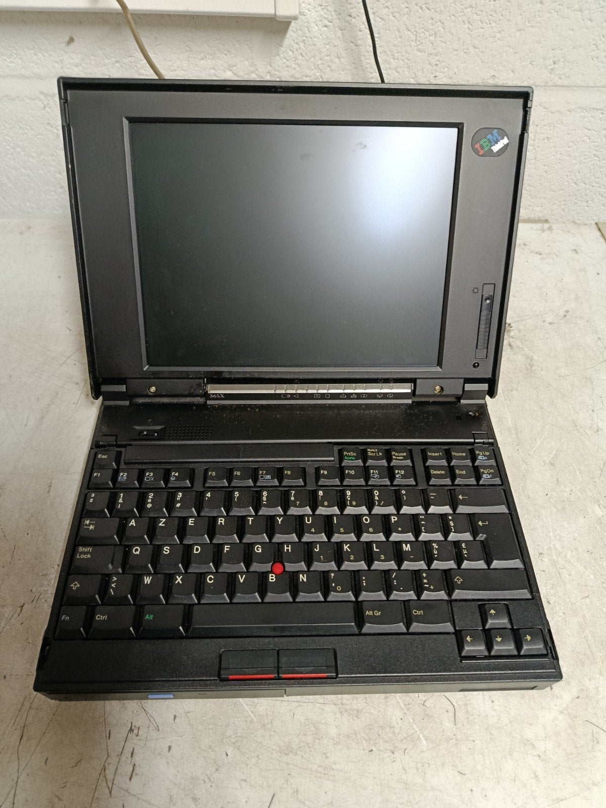 oude ibm laptop voor onderdelen of opmaak, Ophalen of Verzenden