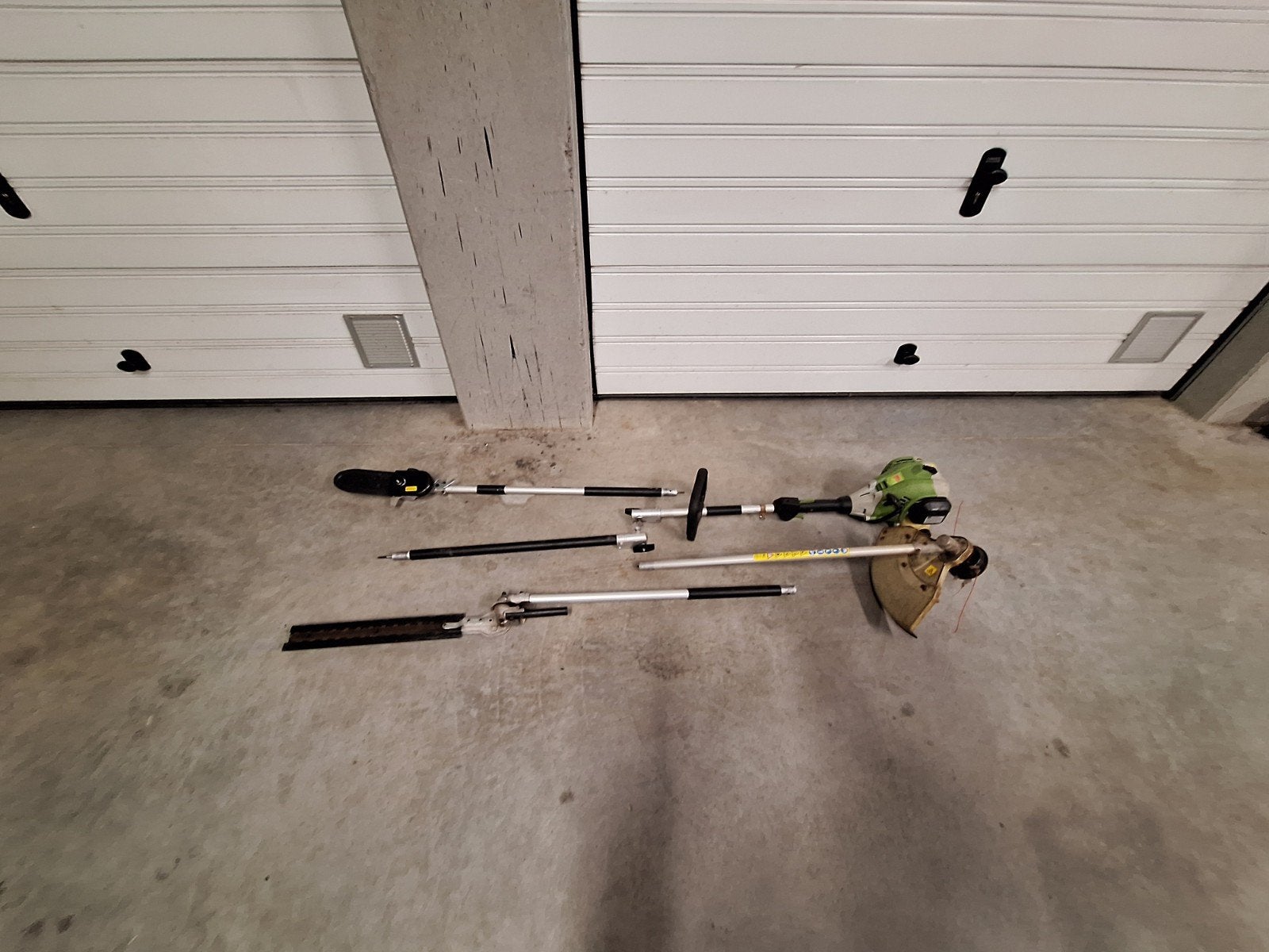 DEBROUSAILLEUSE MULTI POUR PIECES OU A REPARER, Enlèvement