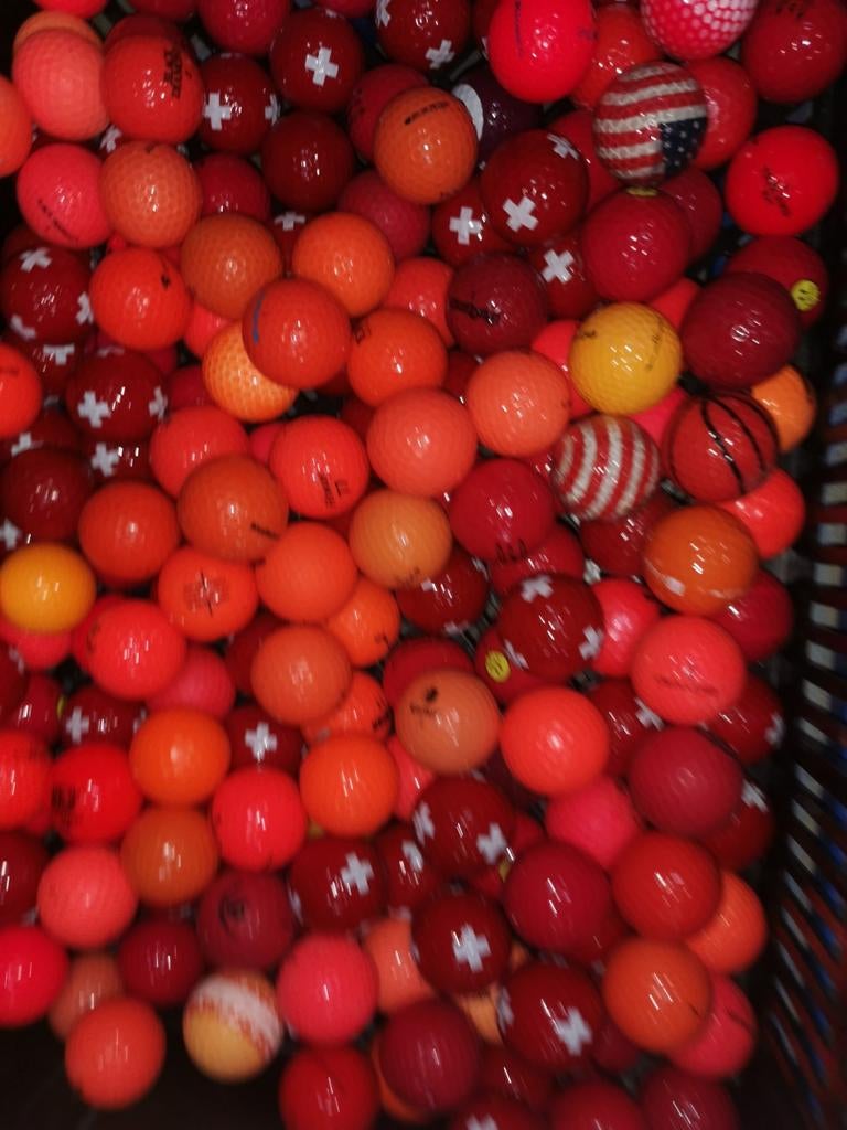 Oranje rode golfballen 100 stuks, Sport en Fitness, Golf, Ophalen of Verzenden