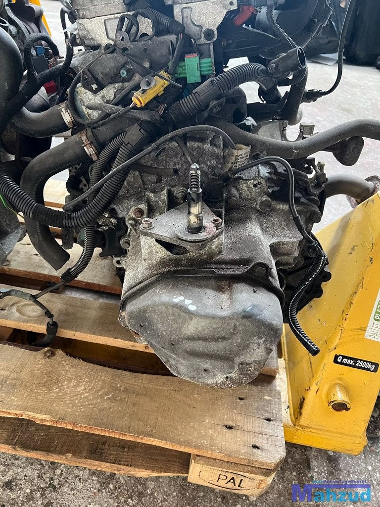 PEUGEOT 307 1.6 16v Versnellingsbak gearbox, Autos : Pièces & Accessoires, Taurusavenue 1
2132 LS  Hoofddorp, NL, Contact.group@renault.com