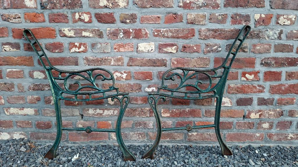 Set van 2 gietijzeren bankpoten, Tuin en Terras, Tuinbanken, Ophalen, Zo goed als nieuw
