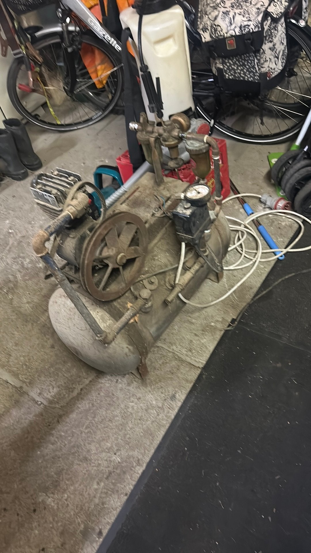 compressor zonder motor, Ophalen