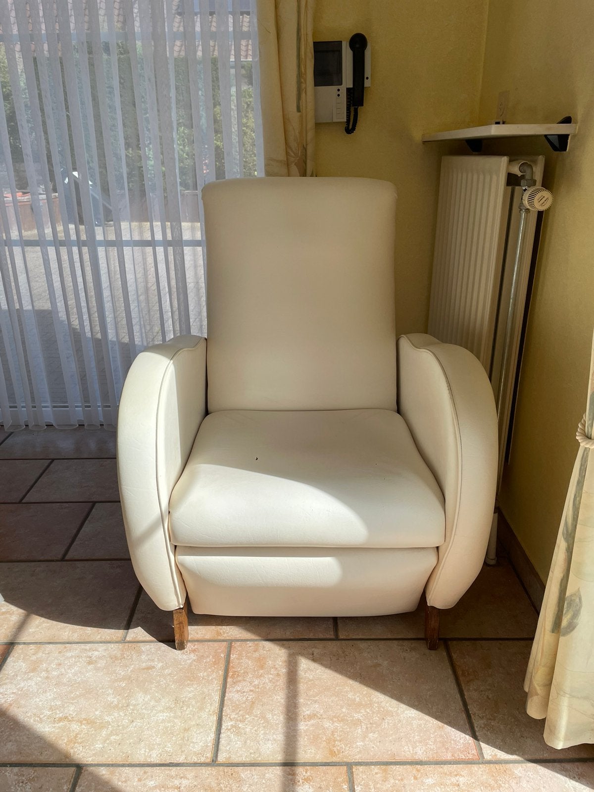 Vintage witte leren uitklapbare zetel, Ophalen, Gebruikt, Eenpersoons, Minder dan 75 cm