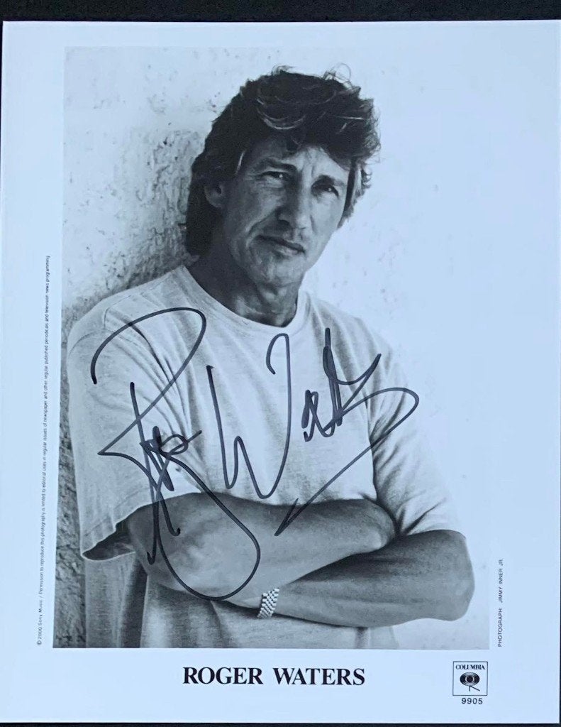 Roger Waters, gesigneerde persfoto, Verzamelen, Ophalen of Verzenden, Zo goed als nieuw, Foto of Kaart, Gesigneerd