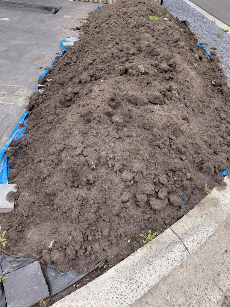 Zwarte grond ( gratis), Tuin en Terras, Aarde en Mest, Ophalen