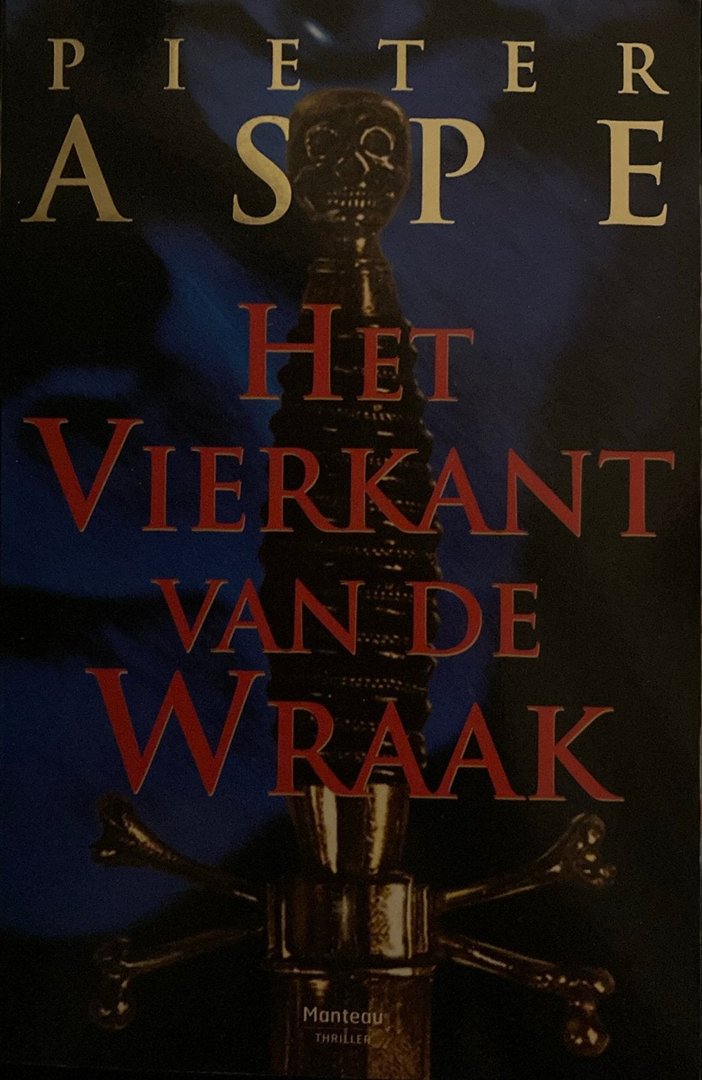 Pieter Aspe - Het vierkant van de wraak, Enlèvement ou Envoi, Pieter Aspe