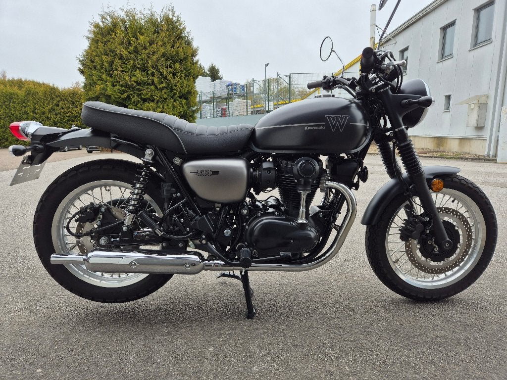KAWASAKI W800 BLACK, Occasion, Plus de 35 kW, 800 cm³, 2 cylindres
