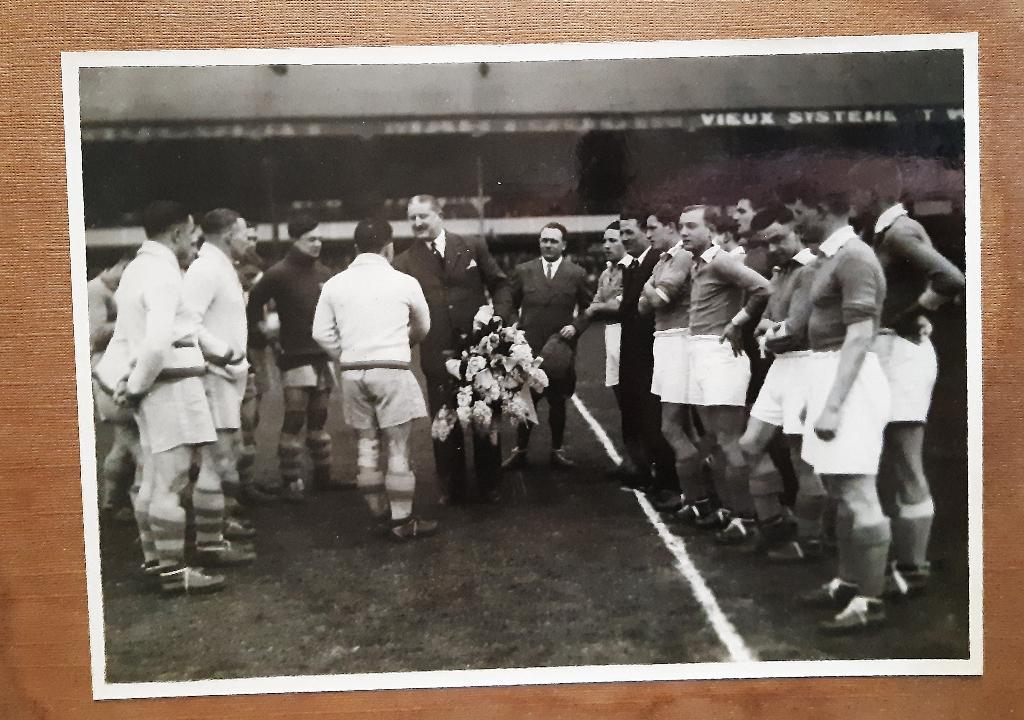 VOETBAL 1935 BEERSCHOT UNION 1 0 HULDIGING PAPPAERT BEKER, Verzamelen, Sportartikelen en Voetbal, Ophalen of Verzenden
