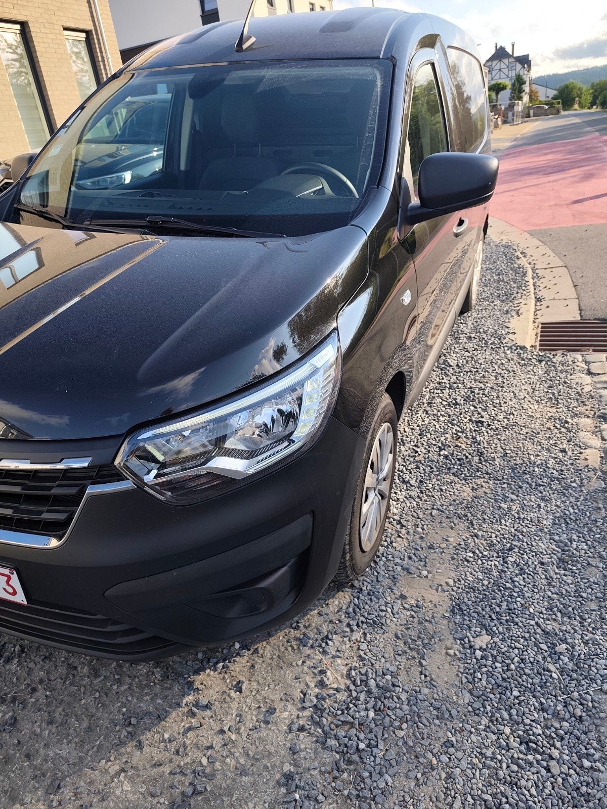 Renault Express 2022 1.5 blue dci 75ch tel 0493513654, Auto's, Voorwielaandrijving, 4 deurs, Bruin, Renault