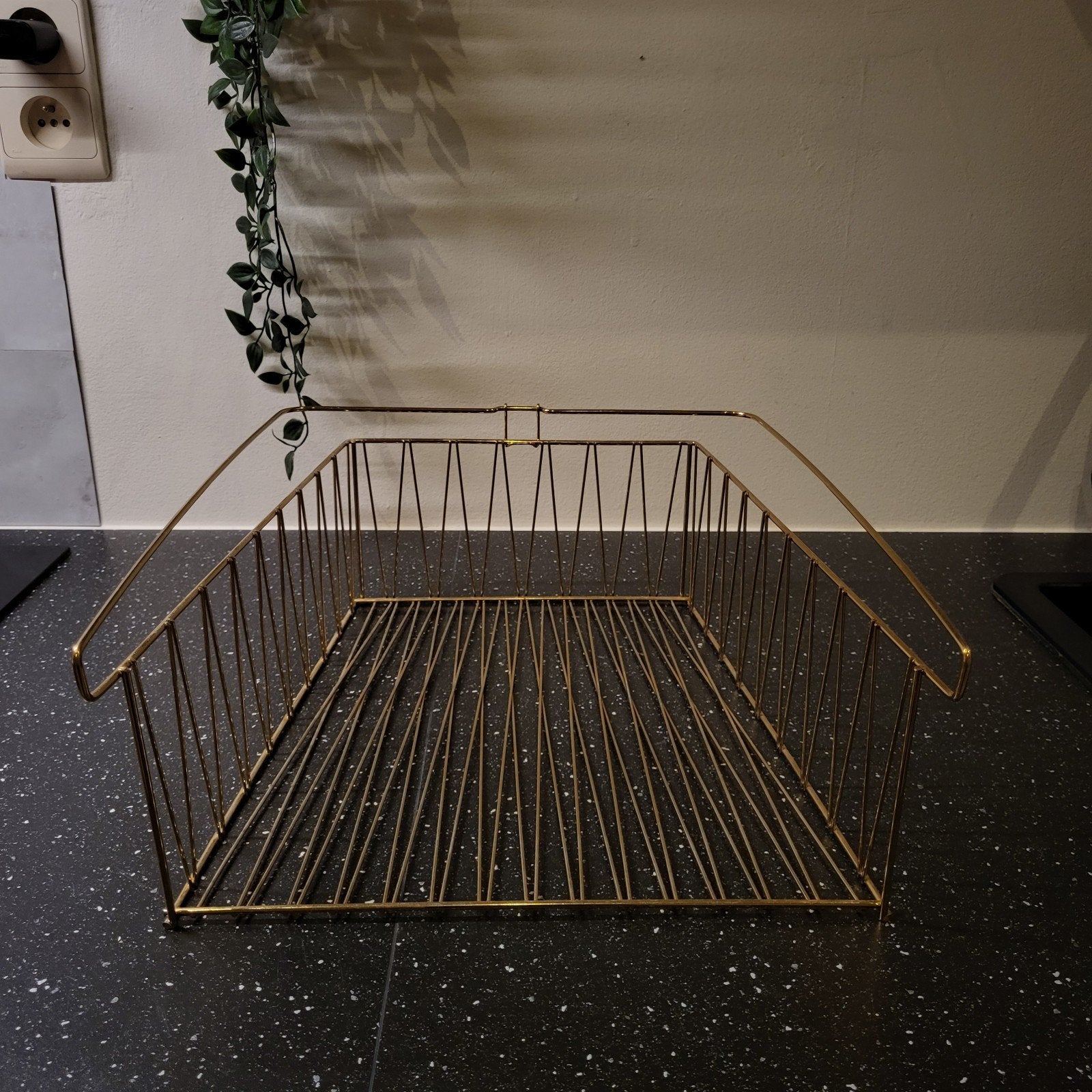Gouden metalen opbergmand, Mand, Ophalen of Verzenden, Zo goed als nieuw, Metaal