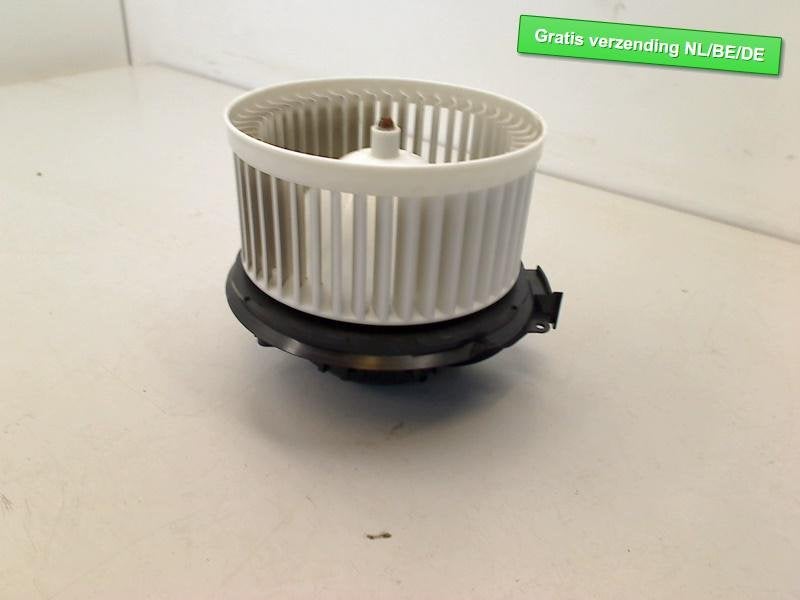 RADIATEUR MOTEUR Volkswagen Up! (121) (1S1819015A), Autos : Pièces & Accessoires, Volkswagen, Volkswagen AG, Utilisé, Kundenbetreuung@volkswagen.de