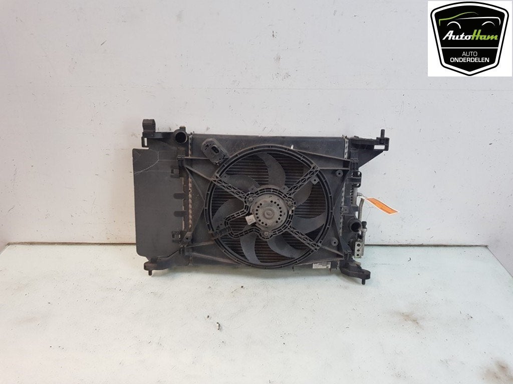 RADIATEUR COMPLEET Opel Meriva (01-2010/03-2017), Gebruikt, Opel