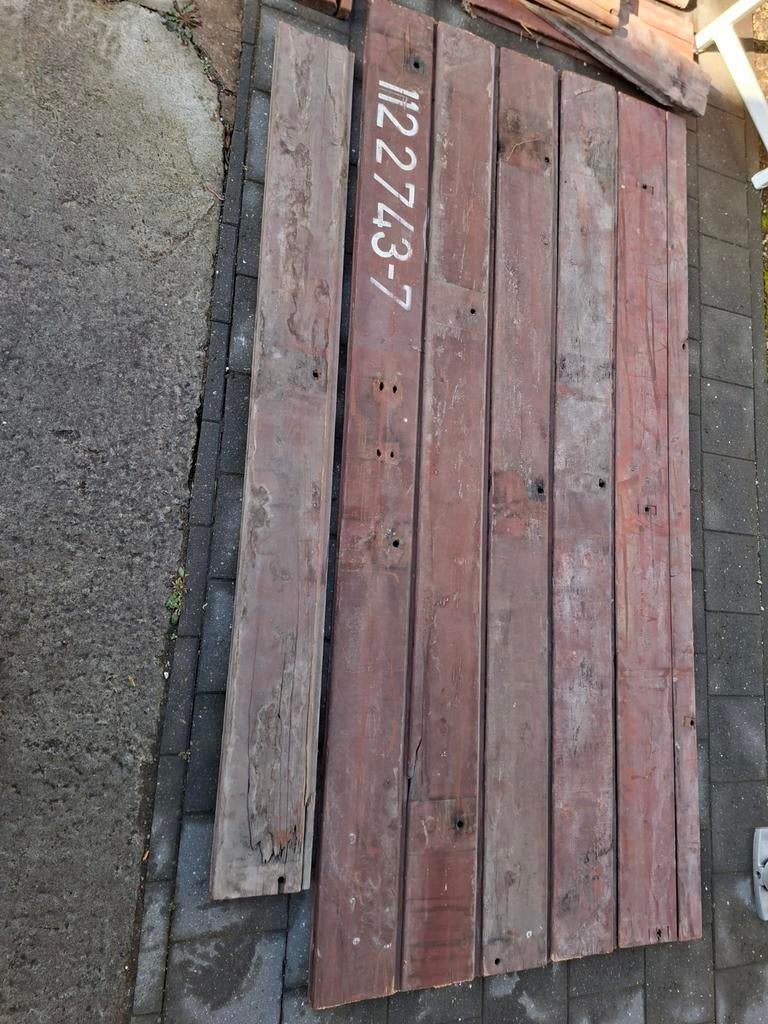 Planches de wagons, Enlèvement, Fer