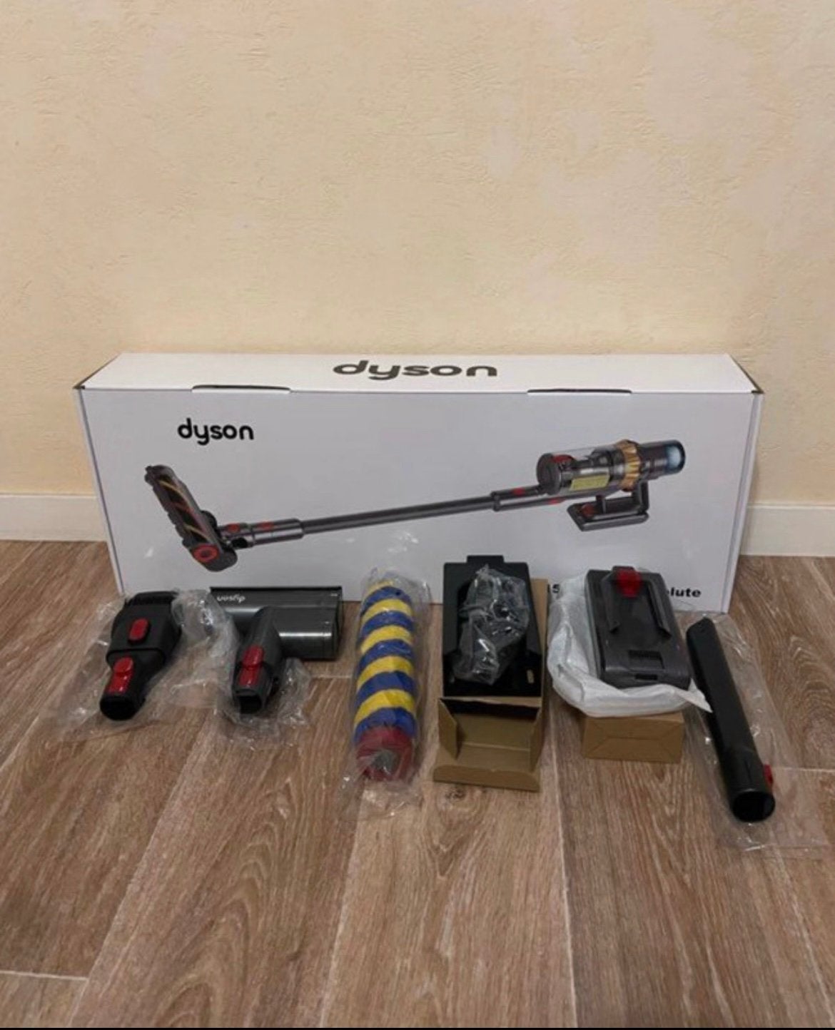 Dyson v15s absolut detect, Neuf, Dyson, Aspirateur robot, Enlèvement