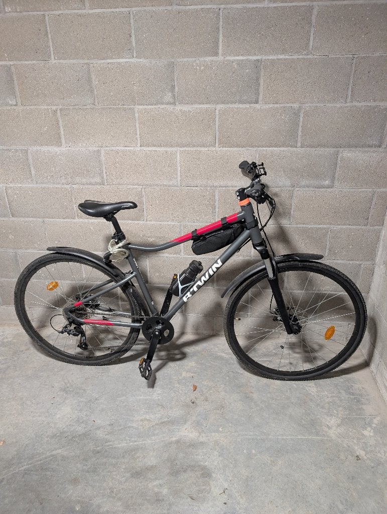B'Twin Riverside 500 — Mountainbike/Trekking, Ophalen