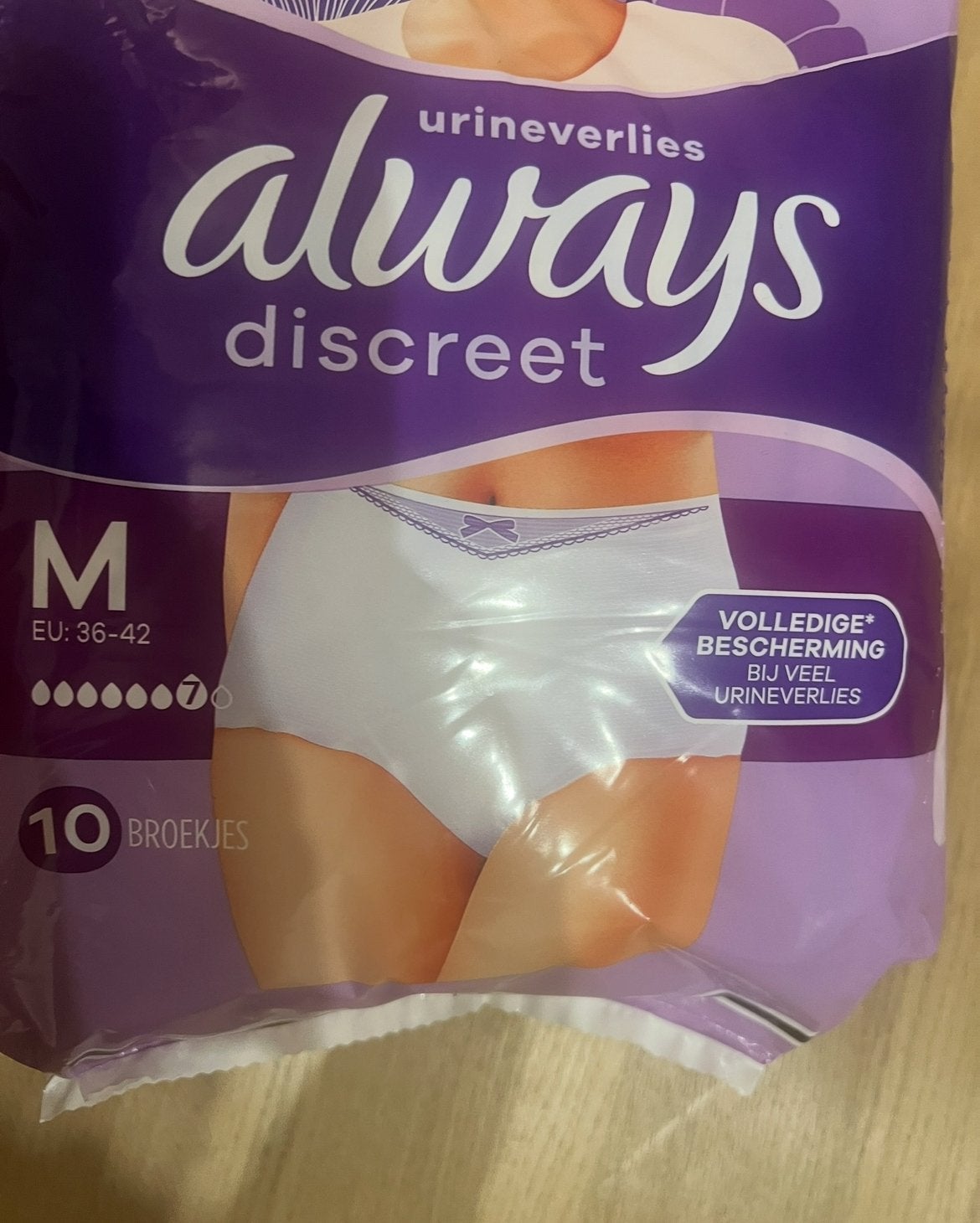 2 pakjes Always discreet optrekbroekjes post partum, Enlèvement ou Envoi, Neuf
