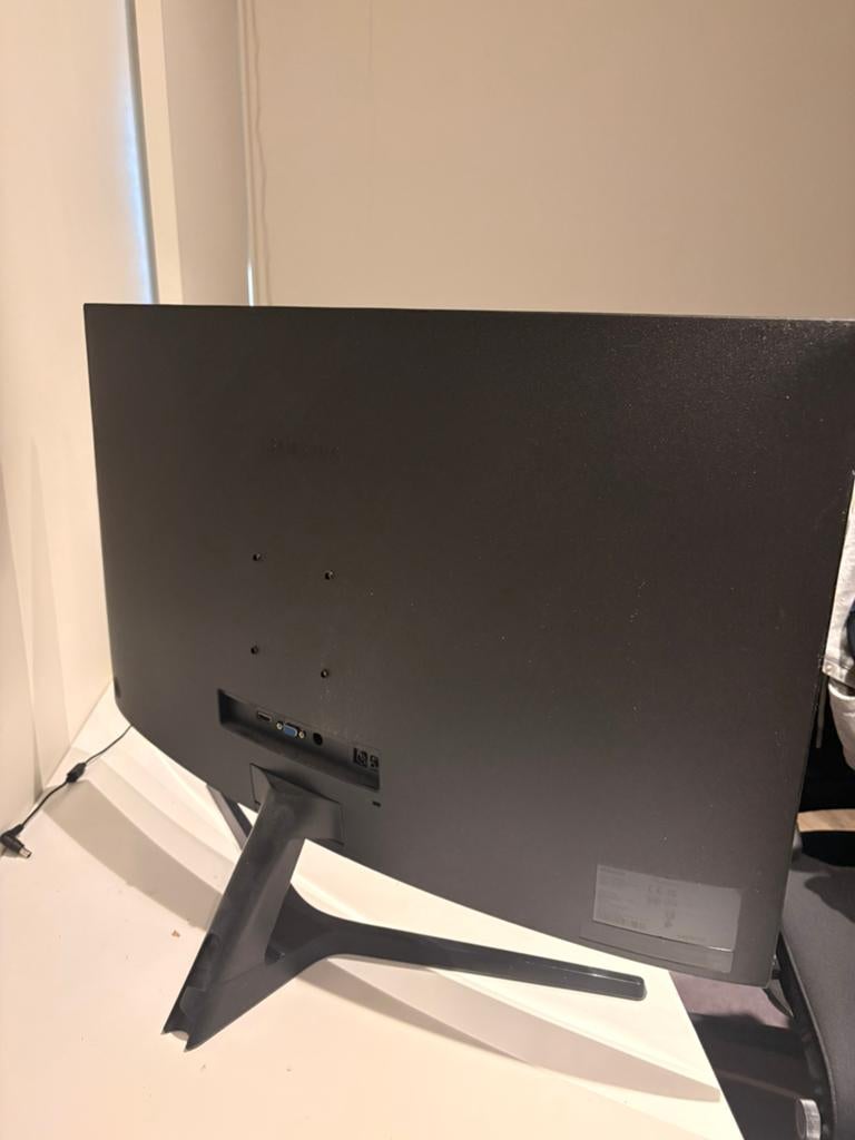 Samsung gamingscherm, Computers en Software, Monitoren, Hoofdtelefoonaansluiting, HDMI, Full HD, Zo goed als nieuw