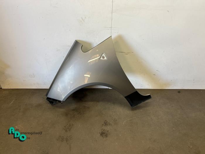 Aile avant gauche d'un Mitsubishi Colt (Colt 04-) (53H), -, 3 mois de garantie, Utilisé, Mitsubishi