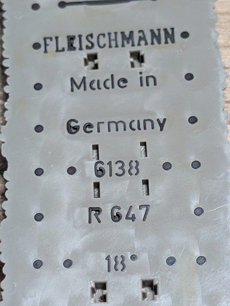 5 x Fleischmann 6138 H0 Gebogen rail 647mm Profi-Rails, Ophalen of Verzenden, Zo goed als nieuw, Rails, Fleischmann