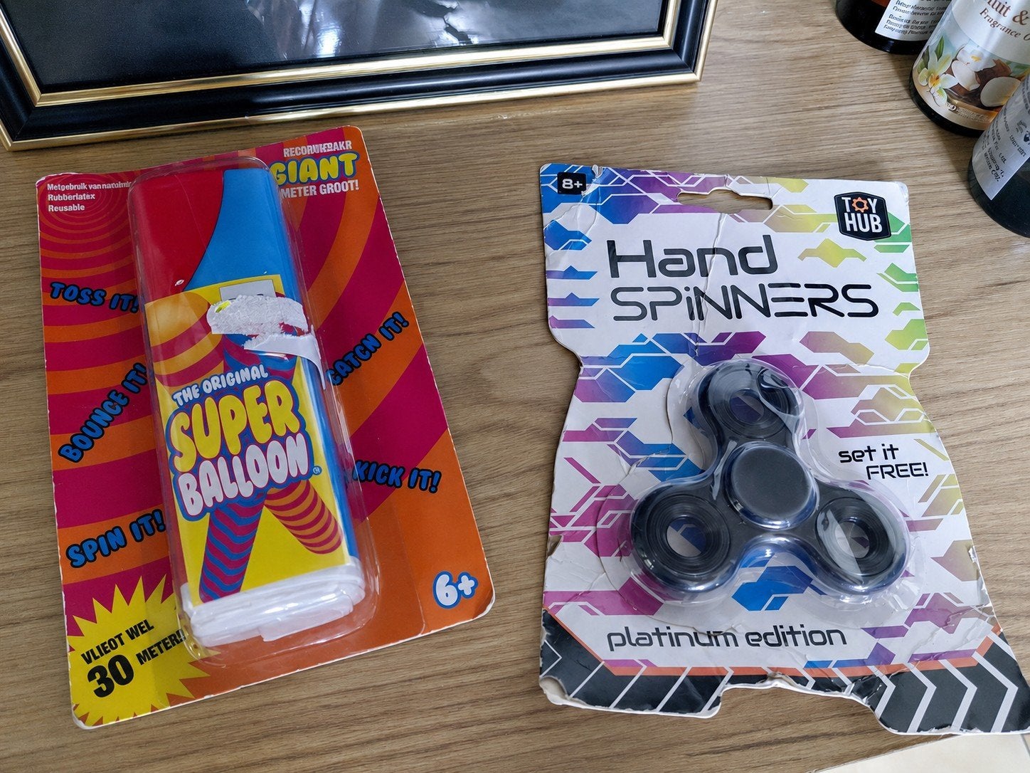 Lot de jeux pour enfants  Hand Spinner + Super Balloon