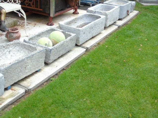 auge bac pierre bleu , jardinière , grand choix, Moins de 30 cm, Pierre, Enlèvement, Utilisé