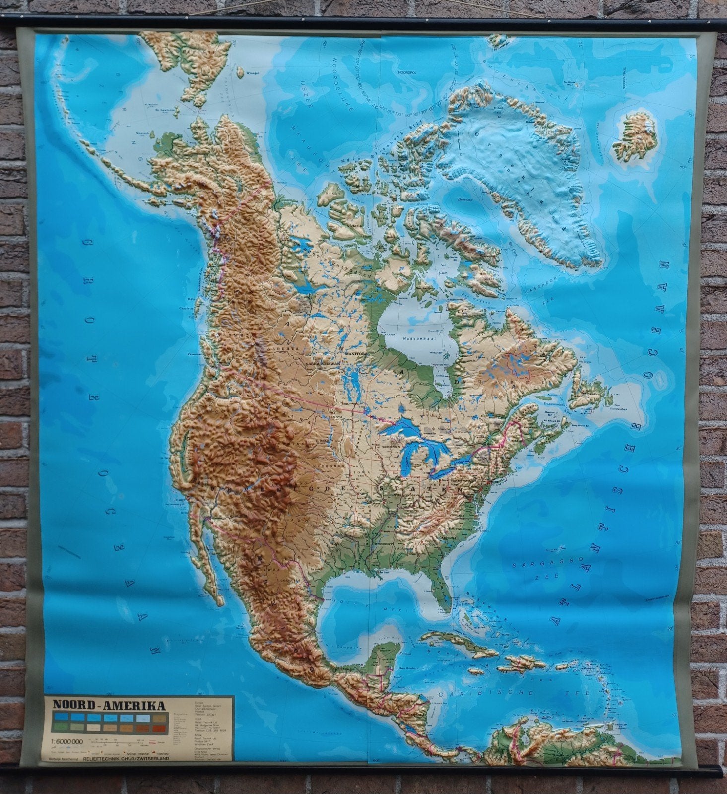 Prachtige Reliefkaart Noord Amerika, Ophalen