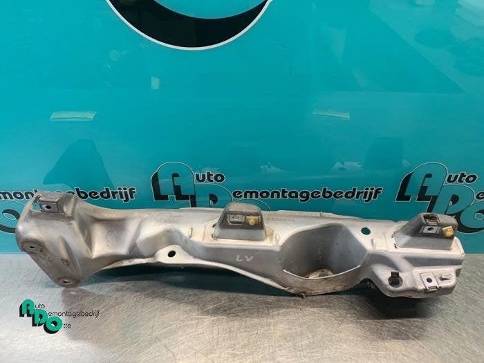 Support d'écran avant gauche d'un Renault Kangoo (Kangoo 2, Renault, -, 3 mois de garantie, Utilisé