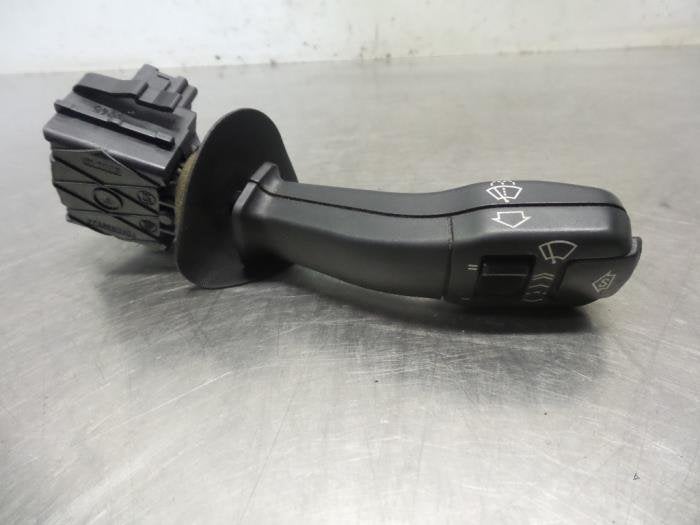 Commutateur essuie-glace d'un BMW 5-Serie (5-Serie 95-), -, 3 mois de garantie, Utilisé, -