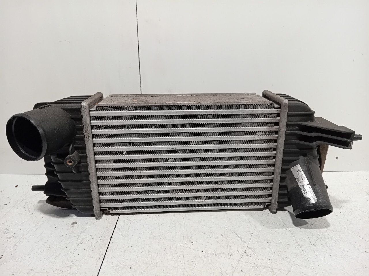Intercooler radiateur Nissan Pulsar, Onderdelen@venauto.nl, Van der Ven Autorecycling B.V., Ettenseweg 76, 4706 PB Roosendaal, The Netherlands