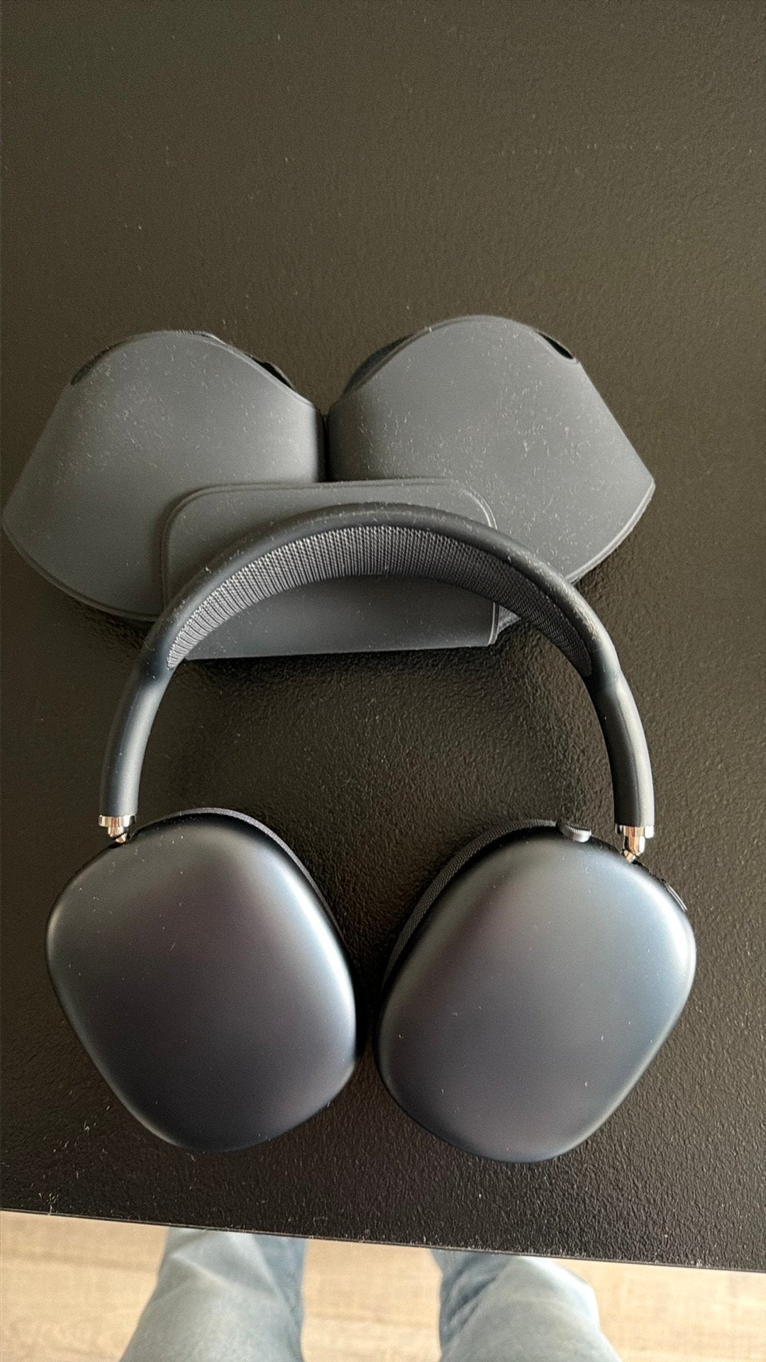 Airpods pro max, Ophalen of Verzenden, Zo goed als nieuw, Draadloos, Zwart
