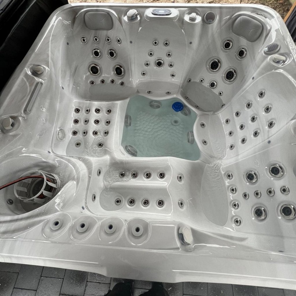 Jacuzzi, Ophalen, Zo goed als nieuw, Overige typen