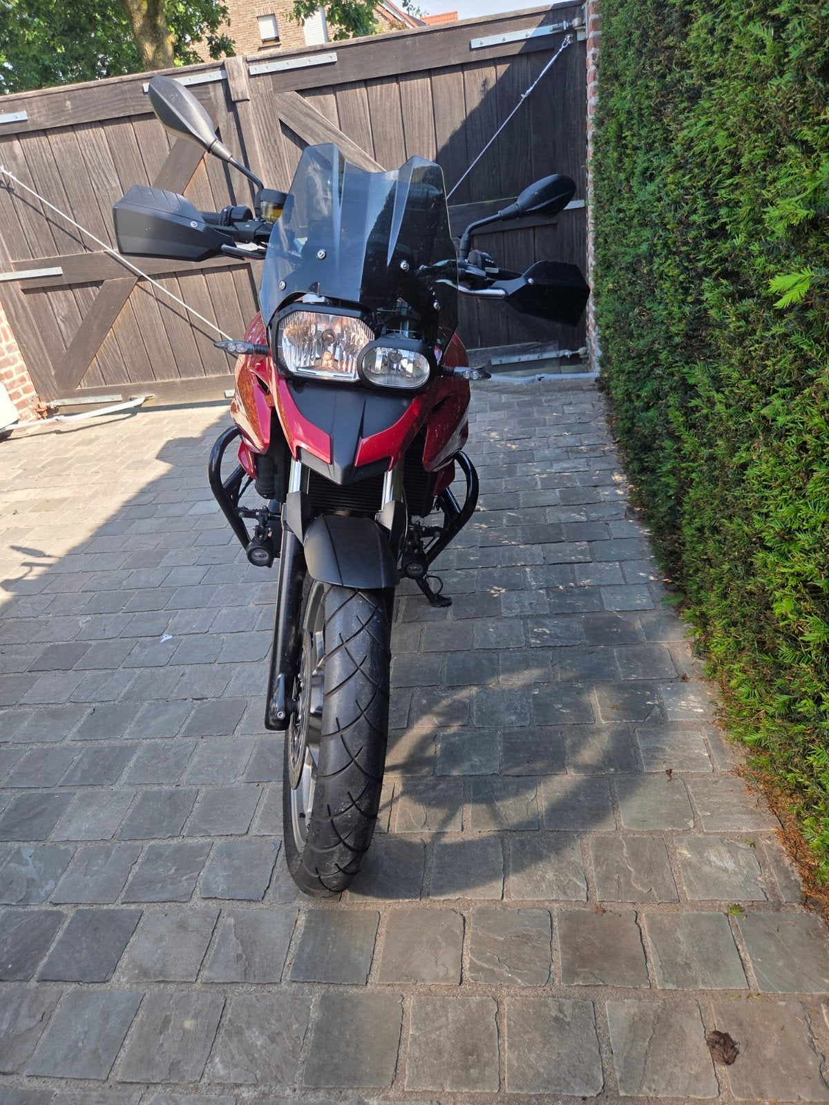 BMW F700 gs, Motoren, Ophalen