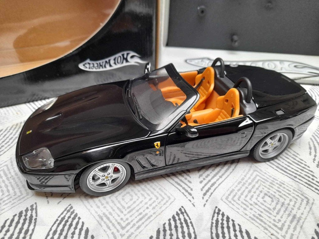 Ferrari 1/18., Enlèvement ou Envoi, Hot Wheels