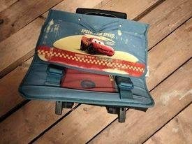 Trolly schooltas, Ophalen