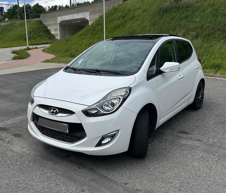 Hyundai IX20 met panodak!, Auto's, Hyundai, Particulier, iX20, Bluetooth, Benzine, Ophalen