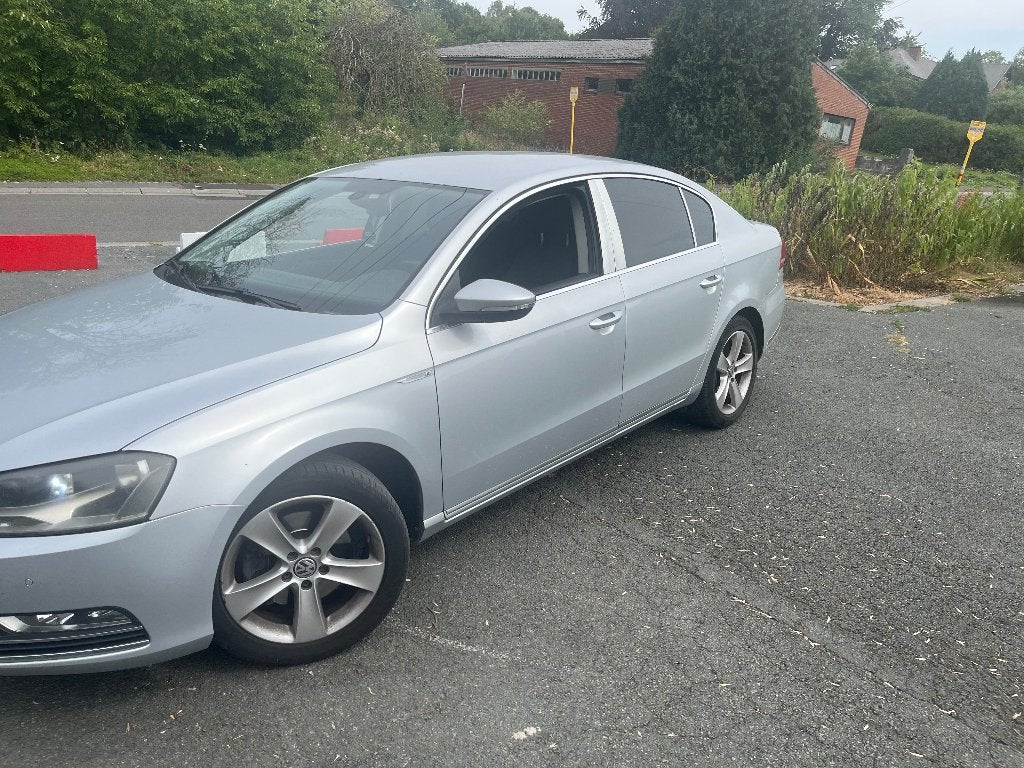 Vw passat, Autos, Boîte manuelle, Noir, 5 portes, Capteur de lumière