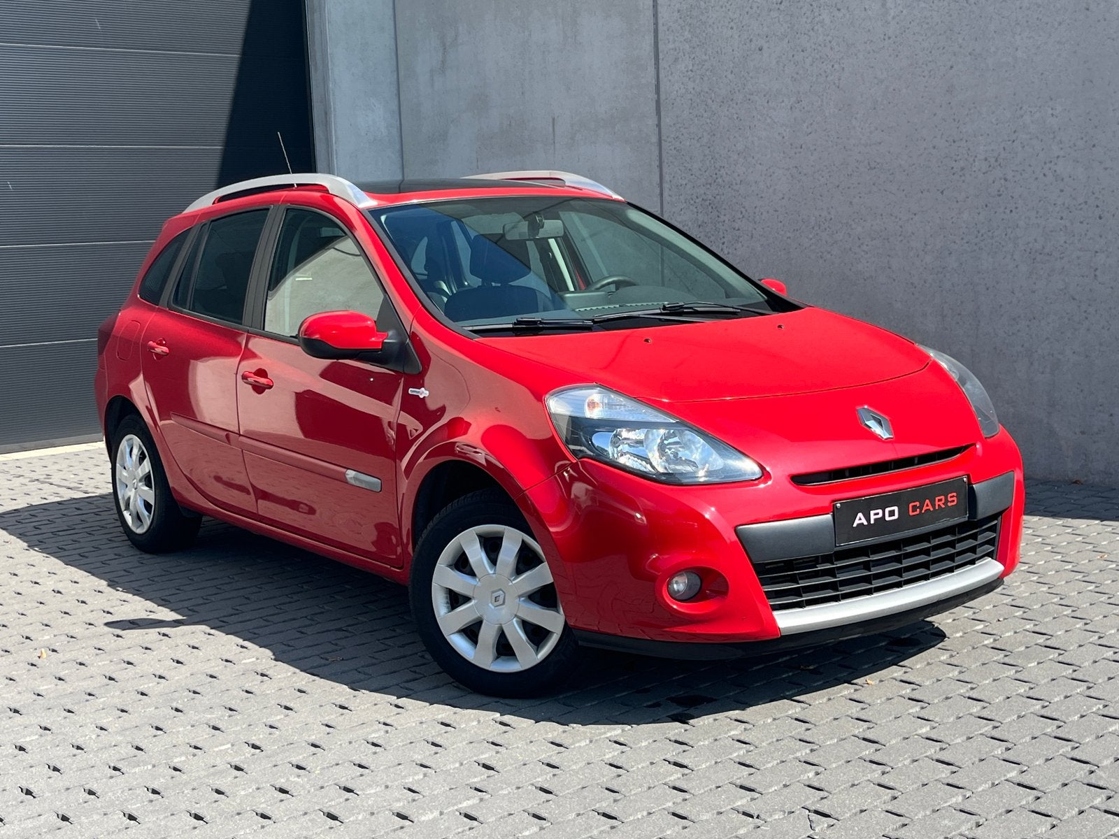 Renault Clio 1.5dci 2012 premier propr! GPS/Toit ouvrant, Rouge, Euro 5, Achat, Entreprise