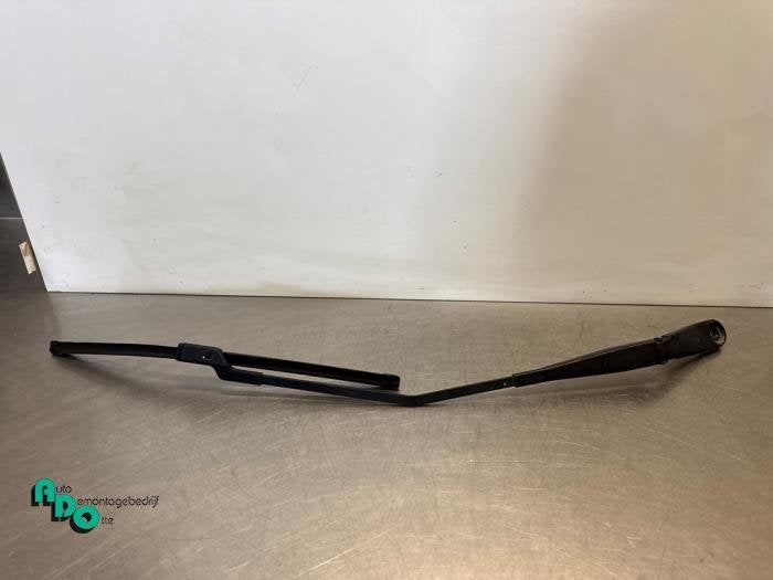 Bras essuie-glace avant d'un Volvo V40 (V40 12-), -, 3 mois de garantie, -, -