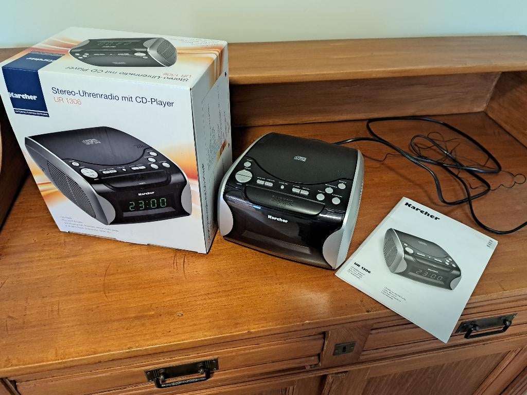 Karcher wekkerradio met cd speler, Ophalen, Zo goed als nieuw, Analoog