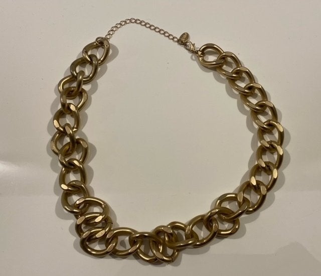 Goudkleurige schakelketting, Handtassen en Accessoires, Kettingen, Ophalen of Verzenden, Nieuw, Goud