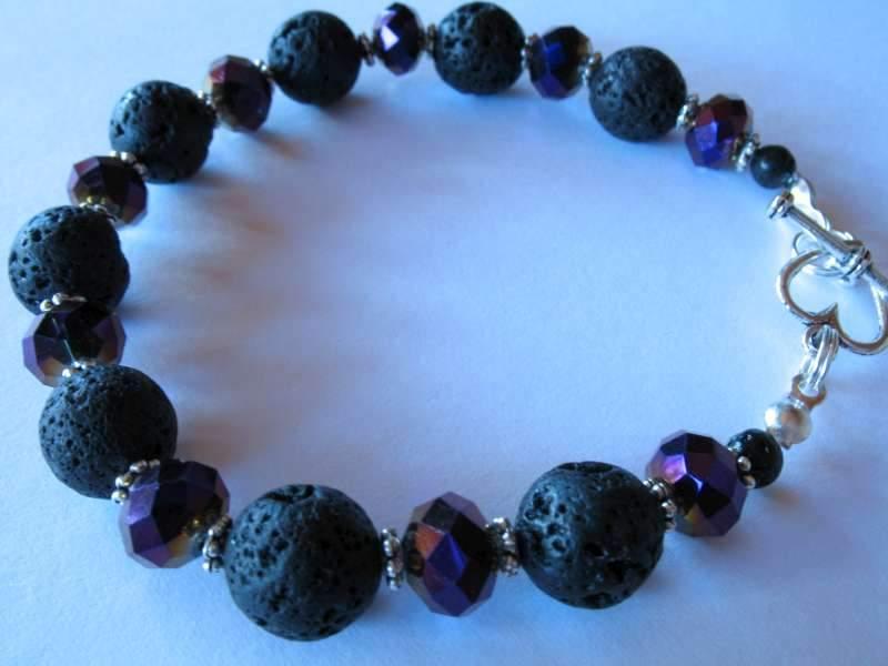 Armband: lava parels en kristal: multi colour, Handtassen en Accessoires, Armbanden, Ophalen of Verzenden, Nieuw, Zwart, Met kristal
