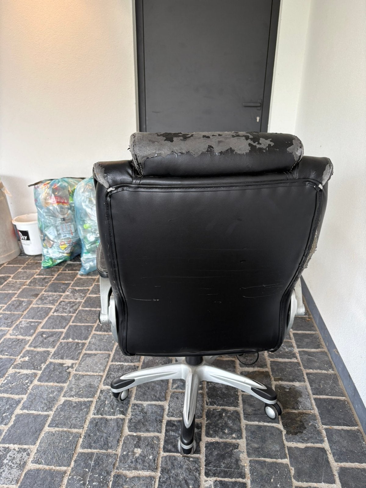 Chaise de bureau : à apporter gratuitement, Maison & Meubles, Enlèvement, Utilisé, Noir, Chaise de bureau