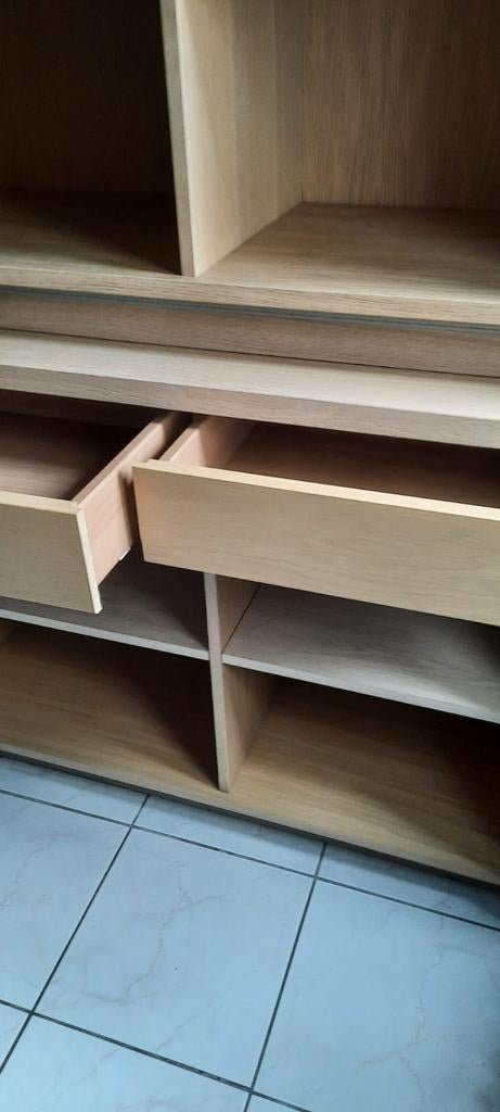 Dressoir nieuwprijs 1170eur. Mag weg voor 200 eur, Ophalen