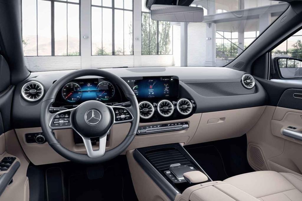 Mercedes-Benz B-klasse 250 e Business Solution Verwarmde Zet, Auto's, Mercedes-Benz, Gebruikt, Beige, 4 cilinders, 16 kWh