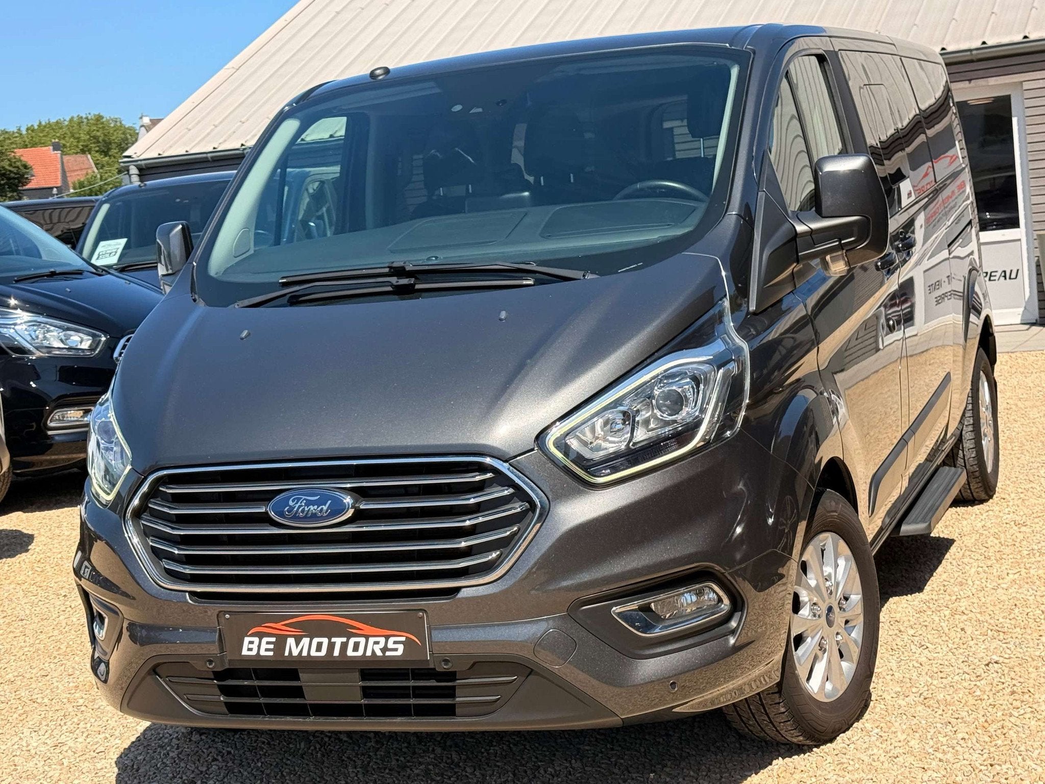 Ford Tourneo Custom 2.0 TDCI 170CV 9 PLACES LONG CHASSIS BOI, Gebruikt, 4 cilinders, 9 zetels, Bedrijf