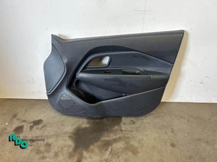 Revêtement portière 4portes avant droite d'un Kia Rio (Rio, Kia, -, 3 mois de garantie, Utilisé
