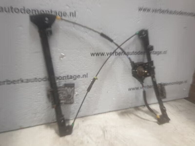 RAAMMECHANIEK HAND LINKS VOOR Golf III Cabrio (1E), Berliner Ring 2 38440 Wolfsburg, DE, Enlèvement ou Envoi, Volkswagen, Volkswagen AG