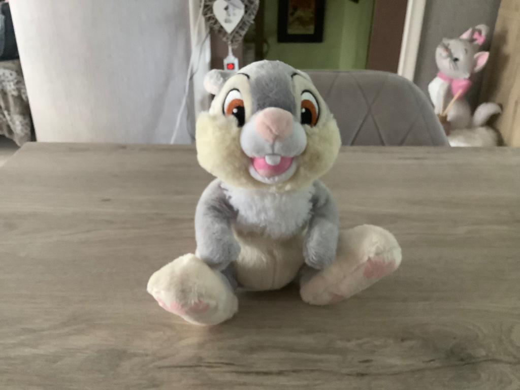 Disney Bambi Stampertje pluche character (24 cm), Kinderen en Baby's, Speelgoed | Knuffels en Pluche, Disney, Grijs, Konijn, Ophalen of Verzenden