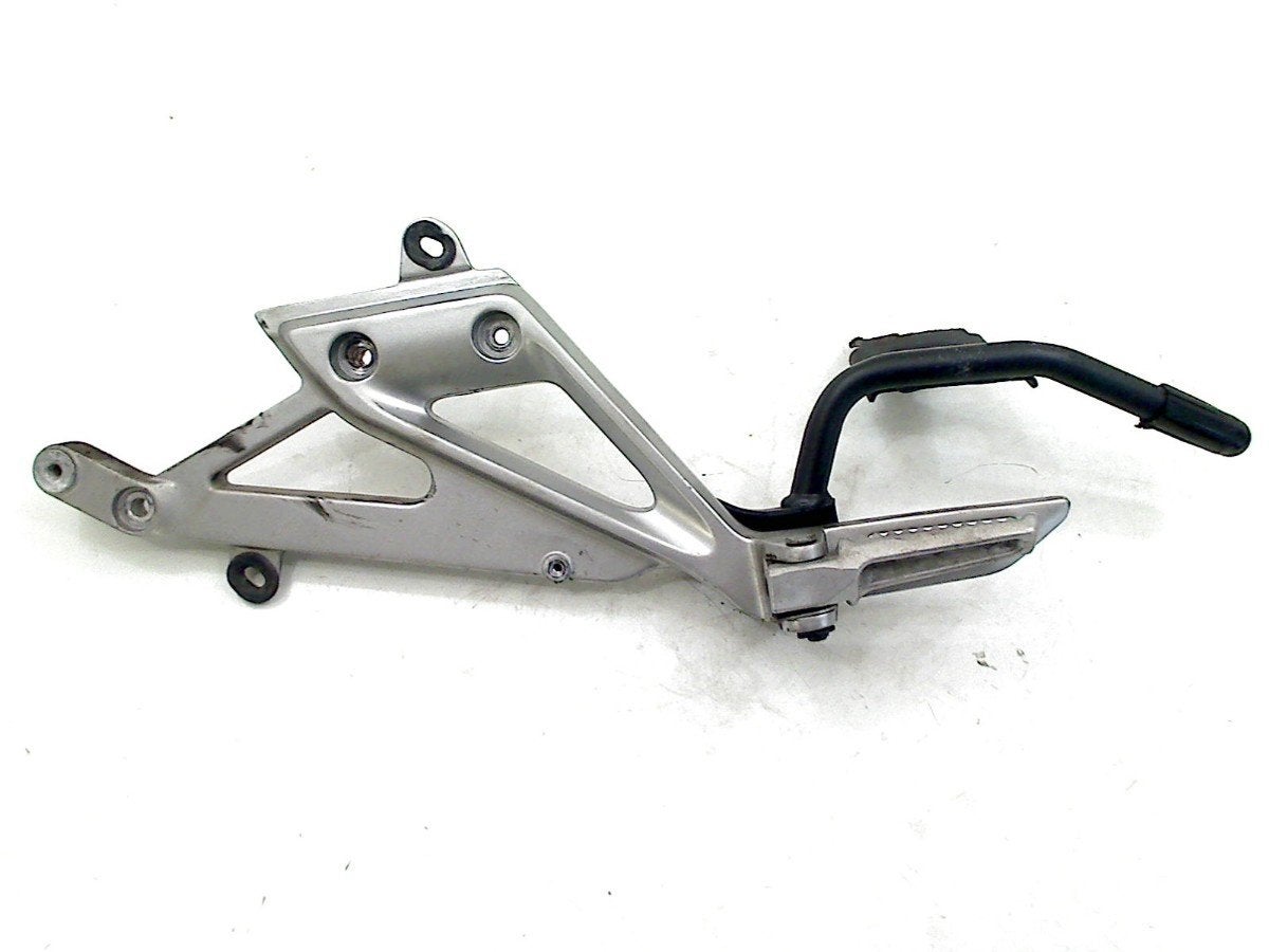 REPOSE PIEDS SUPPORT ARRIÈRE GAUCHE Honda NC 750 D Integra, Motos, Honda Center GmbH, Utilisé, Info@honda.de, Hanauer Landstraße  222-224
60314  Frankfurt am Main, DE